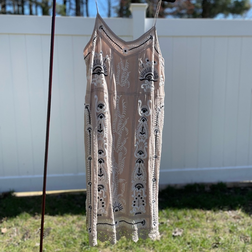 NWOT Maeve Dress